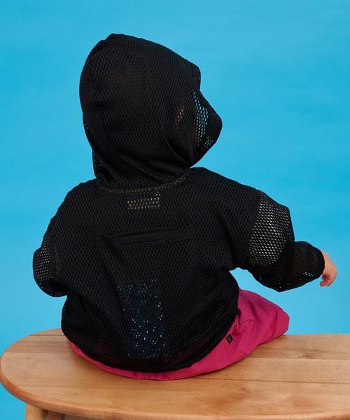 kladskap(クレードスコープ)の「マルチポケットパーカ(パーカー・キッズ・ブラック/グレー/ターコイズブルー・M(100-110cm)/S(80-90cm)/L(120-130cm))」の16枚目の写真