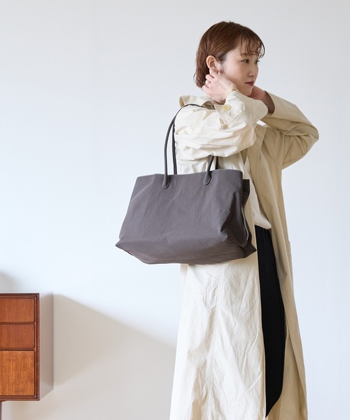 murir(ミュリール)の「刺繍入り ナイロンビッグトート(トートバッグ・レディース・ワイン/グレー・FREE)」の10枚目の写真