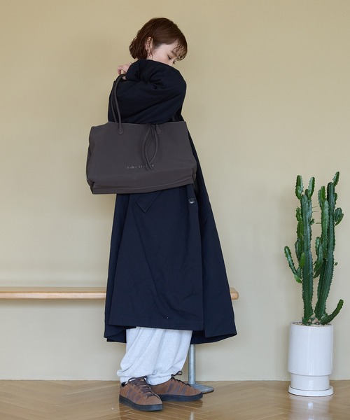 murir(ミュリール)の「刺繍入り ナイロンビッグトート(トートバッグ・レディース・ワイン/グレー・FREE)」の15枚目の写真