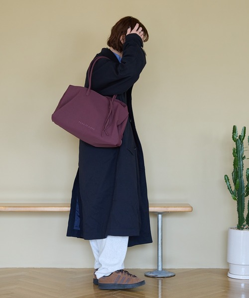murir(ミュリール)の「刺繍入り ナイロンビッグトート(トートバッグ・レディース・ワイン/グレー・FREE)」の19枚目の写真