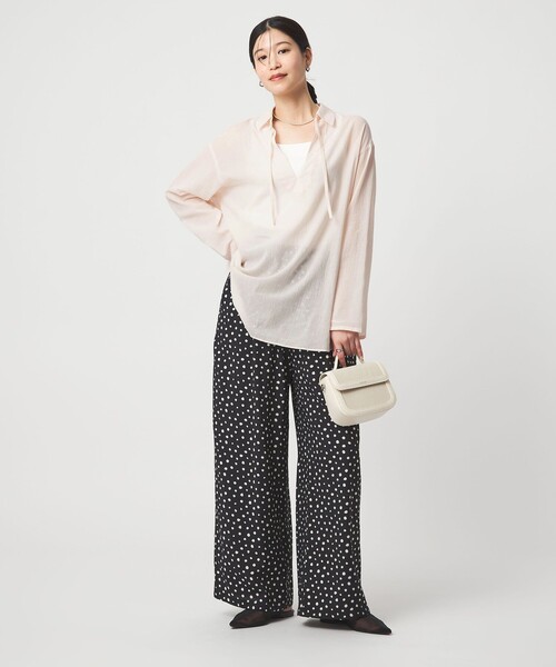 green label relaxing（グリーンレーベルリラクシング）の「【WEB限定】＜at ease＞シアー スキッパー シャツ（シャツ/ブラウス・レディース・ピンク/ダークブラウン/ナチュラル・FREE）」の11枚目の写真