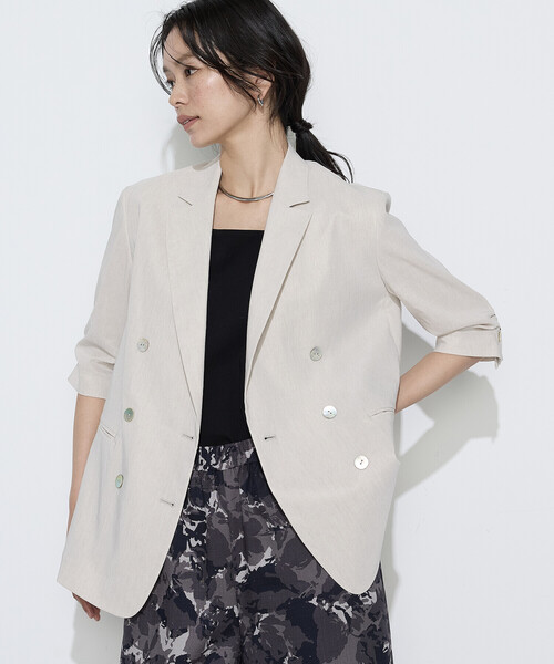 K.T KIYOKO TAKASE(キヨコタカセ)の「リネン/トリアセテートストレッチ ダブルブレストジャケット(テーラードジャケット・レディース・ブラウン/キナリ/チャコール・7号/9号/11号)」の18枚目の写真