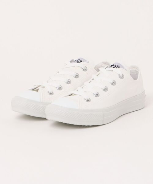 CONVERSE(コンバース)の「《CONVERSE》ALL STAR LIGHT OX オールスター ライト OX(スニーカー・メンズ・ブラック×ホワイト/ホワイト×ホワイト/ブラック×ブラック・23.0cm/23.5cm/24.0cm/24.5cm/25.0cm/25.5cm/26.0cm/26.5cm/27.0cm/27.5cm/28.0cm/22.5cm)」の2枚目の写真