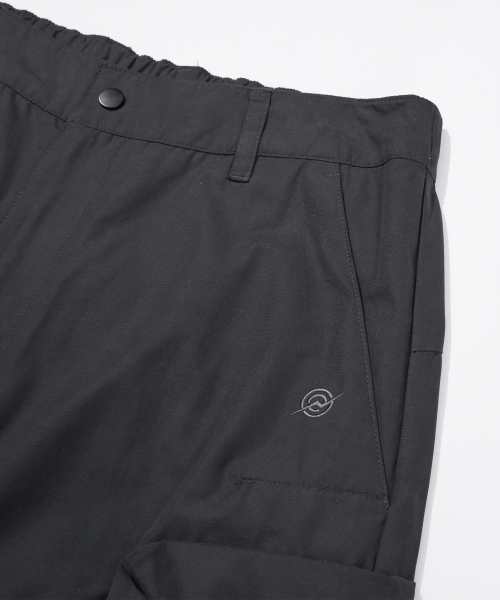 KALAPATTHAR(カラパタール)の「MINI BAG DOUBLE POCKET WIDE PANTS - CHARCOAL(その他パンツ・メンズ・その他・LARGE/MEDIUM)」の2枚目の写真