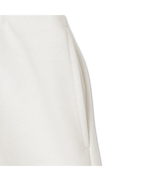 Guess(ゲス)の「SILVY Shorts ショートパンツ(その他パンツ・レディース・ブラック/ホワイト・X-SMALL/SMALL/MEDIUM)」の4枚目の写真