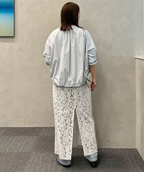 UNFILO(アンフィーロ)の「【VERY掲載】My everyday UVカットブルゾン(ブルゾン・レディース・ホワイト系/ベージュ系/スカイブルー系/ブラック系・SMALL/MEDIUM/LARGE)」の6枚目の写真