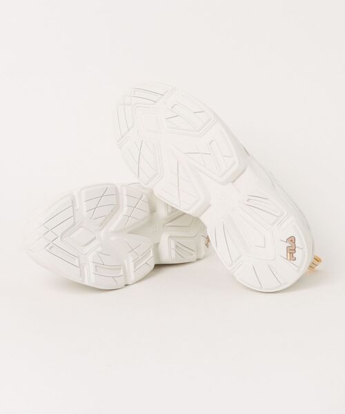FILA（フィラ）の「【FILA】厚底スニーカー RAYRUN V2（スニーカー・レディース・ホワイト×ブラウン・23.0cm/23.5cm/24.0cm/24.5cm/25.0cm）」の2枚目の写真
