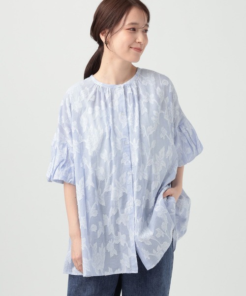 studio CLIP(スタディオクリップ)の「ダブルフロントストライプジャガードブラウス(シャツ/ブラウス・レディース・ブルー/ライトグリーン/ベージュ・FREE)」の8枚目の写真