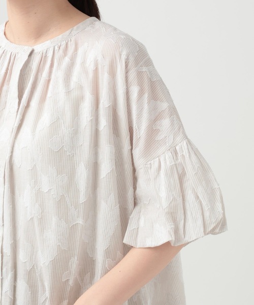 studio CLIP(スタディオクリップ)の「ダブルフロントストライプジャガードブラウス(シャツ/ブラウス・レディース・ブルー/ライトグリーン/ベージュ・FREE)」の15枚目の写真