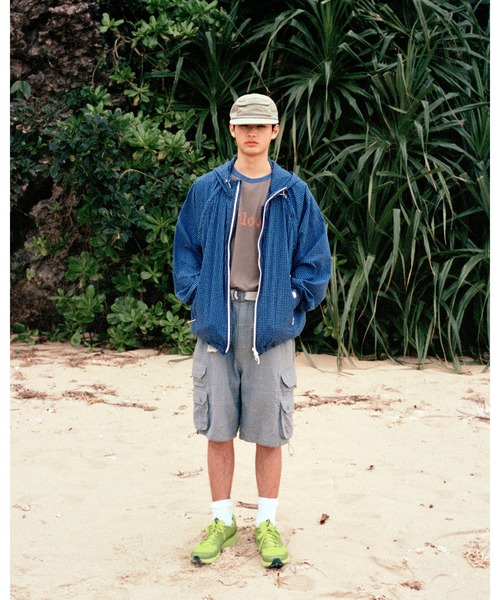 SUNLOVE(サンラブ)の「2Way Hooded Jacket(マウンテンパーカー・レディース・アイボリー/チャコール・L/XL)」の9枚目の写真