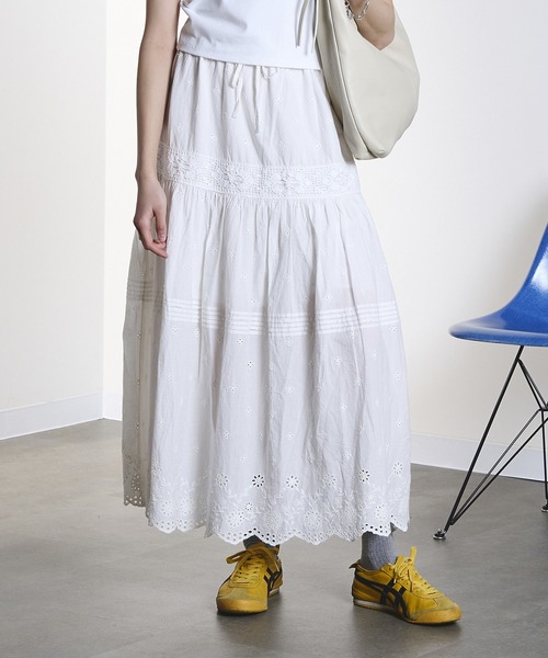 ROSE BUD（ローズバッド）の「EMBROIDERY LACE LONG SKIRT（スカート・レディース・ホワイト/ブラウン・ONE SIZE）」の19枚目の写真