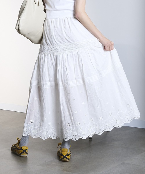 ROSE BUD（ローズバッド）の「EMBROIDERY LACE LONG SKIRT（スカート・レディース・ホワイト/ブラウン・ONE SIZE）」の17枚目の写真