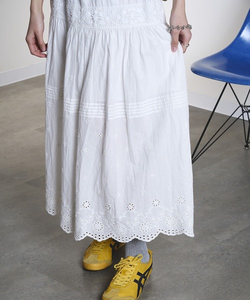 ROSE BUD（ローズバッド）の「EMBROIDERY LACE LONG SKIRT（スカート・レディース・ホワイト/ブラウン・ONE SIZE）」の13枚目の写真