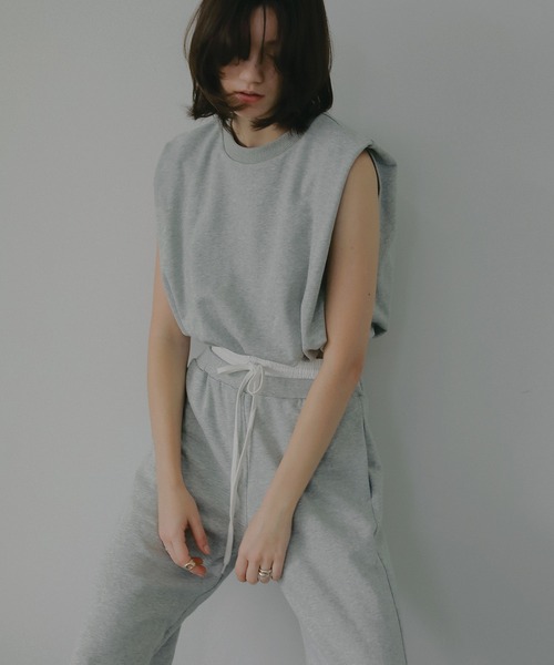 MANOF(マノフ)の「SHORT BALLOON SWEAT(Tシャツ/カットソー・レディース・グレー/ブラック/ホワイト・F)」の5枚目の写真