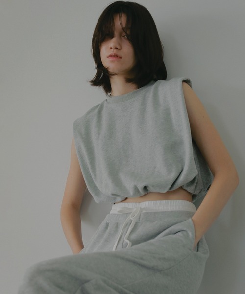 MANOF(マノフ)の「SHORT BALLOON SWEAT(Tシャツ/カットソー・レディース・グレー/ブラック/ホワイト・F)」の4枚目の写真