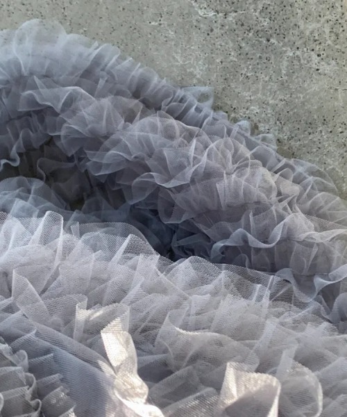 FAVORITO(ファヴォリート)の「ハイウエストチュールロングスカート(スカート・レディース・グレー/ホワイト/ピンク/ブラック・F)」の18枚目の写真