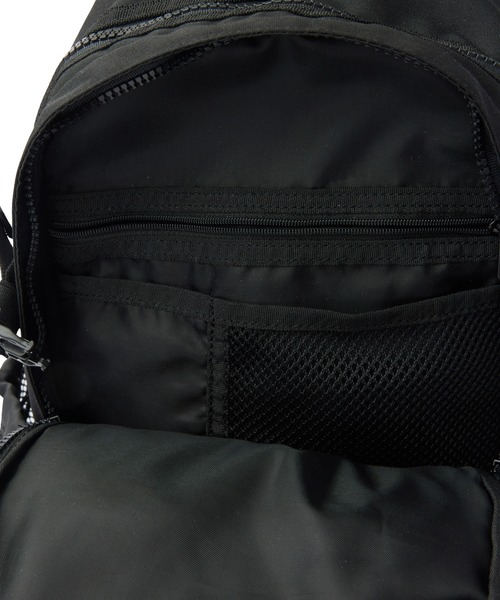 X-girl(エックスガール)の「BUNGEE CORD MINI BACKPACK(バックパック/リュック・レディース・ブラック/オリーブ・ONE SIZE)」の16枚目の写真