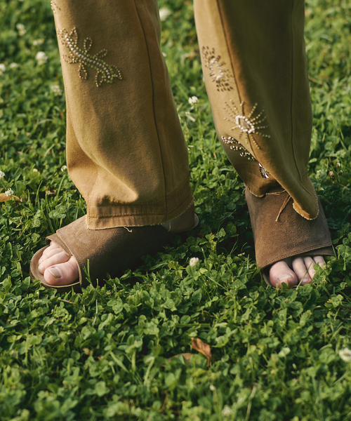 BIRKENSTOCK（ビルケンシュトック）の「BIRKENSTOCK / ビルケンシュトック exclusive Solana ソラナ “レギュラー”（サンダル・メンズ・ブラウン/ブラック系その他/アイボリー・43/42/41/40/39）」の15枚目の写真