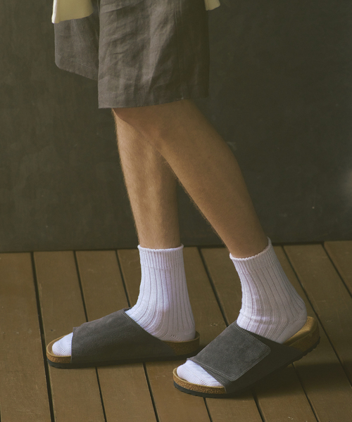 BIRKENSTOCK（ビルケンシュトック）の「BIRKENSTOCK / ビルケンシュトック exclusive Solana ソラナ “レギュラー”（サンダル・メンズ・ブラウン/ブラック系その他/アイボリー・43/42/41/40/39）」の4枚目の写真