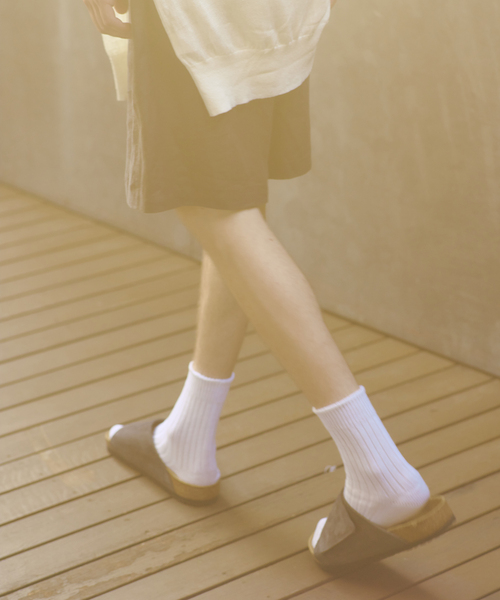 BIRKENSTOCK（ビルケンシュトック）の「BIRKENSTOCK / ビルケンシュトック exclusive Solana ソラナ “レギュラー”（サンダル・メンズ・ブラウン/ブラック系その他/アイボリー・43/42/41/40/39）」の5枚目の写真