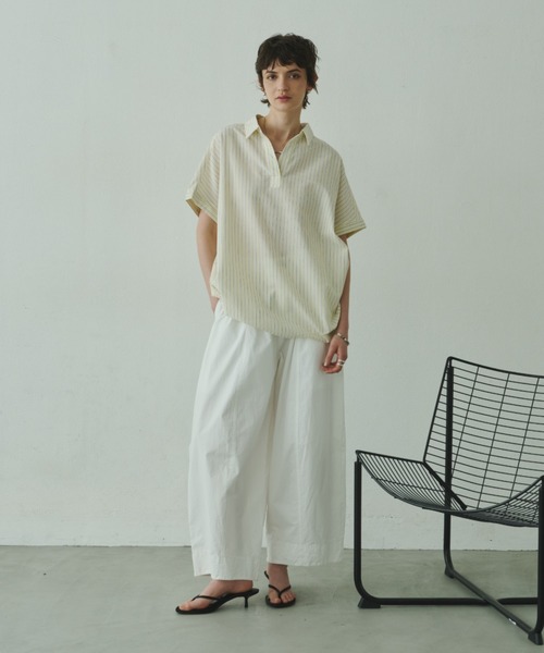 Plumel（プルメル）の「Linen French Sleeve Cocoon Shirt / リネンブレンドフレンチスリーブコクーンシャツ（シャツ/ブラウス・レディース・ラベンダー/ベージュ/イエロー/ブラウン/オフホワイト/ブルー・MEDIUM）」の22枚目の写真