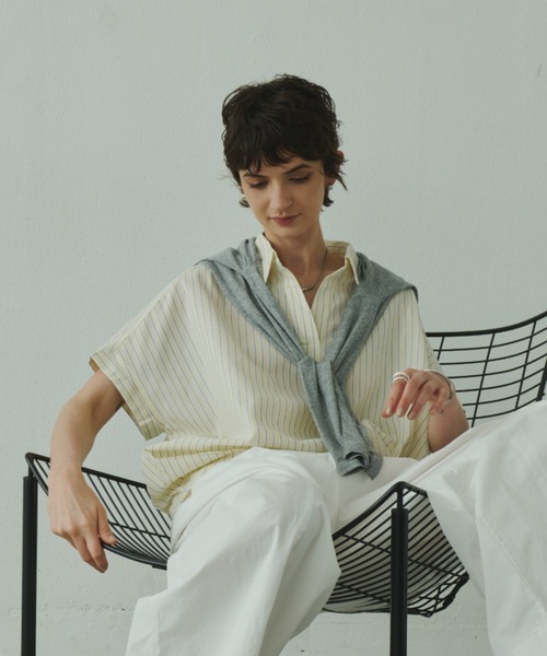 Plumel（プルメル）の「Linen French Sleeve Cocoon Shirt / リネンブレンドフレンチスリーブコクーンシャツ（シャツ/ブラウス・レディース・ラベンダー/ベージュ/イエロー/ブラウン/オフホワイト/ブルー・MEDIUM）」の21枚目の写真
