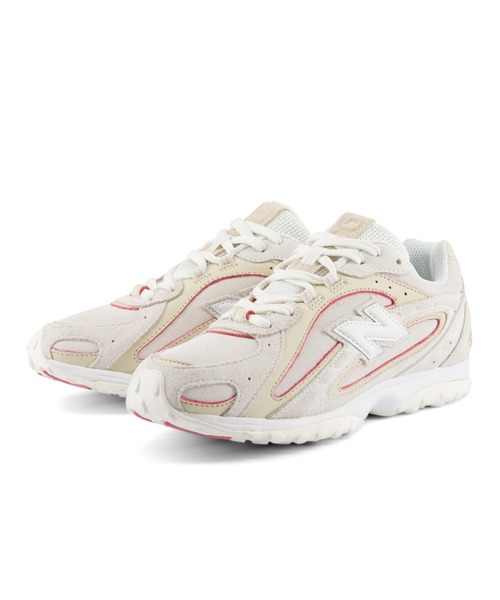 NEW BALANCE(ニューバランス)の「204L(スニーカー・レディース・ライトベージュ・22.5cm/30.0cm/29.0cm/28.5cm/28.0cm/27.5cm/27.0cm/26.5cm/26.0cm/25.5cm/25.0cm/24.5cm/24.0cm/23.5cm/23.0cm)」の4枚目の写真
