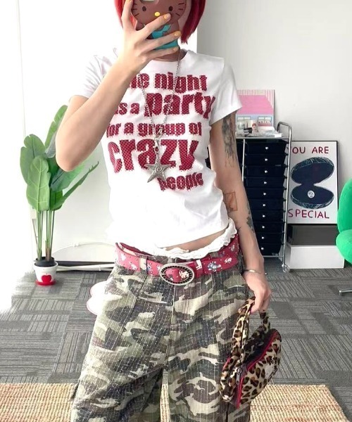 SHEENA(シーナ)の「crazyドットロゴフィットTシャツ(Tシャツ/カットソー・レディース・ホワイト・M)」の3枚目の写真