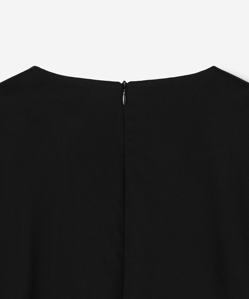 Bshop(ビショップ)の「eunoia|パフスリーブ ティアードワンピース WOMEN(ワンピース・レディース・ブラック・ONE)」の9枚目の写真