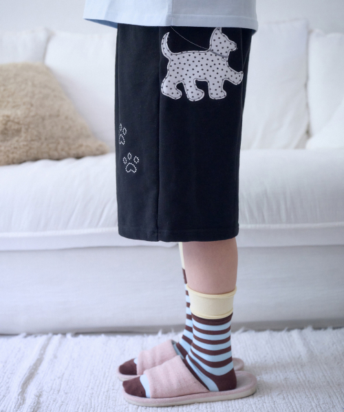 ambler(エムブラー)の「パピー パピー バermudaパンツ バーミューダ ワンタック スウェット ショートパンツ ショートパンツ ASP902 (ブラック)(その他パンツ・レディース・その他・MEDIUM/LARGE)」の2枚目の写真