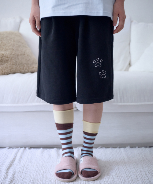 ambler(エムブラー)の「パピー パピー バermudaパンツ バーミューダ ワンタック スウェット ショートパンツ ショートパンツ ASP902 (ブラック)(その他パンツ・レディース・その他・MEDIUM/LARGE)」の4枚目の写真