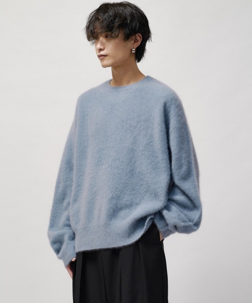 Lui's(ルイス)の「ウールライトクルーネックニット(ニット/セーター・メンズ・ブルー/モカ/ブラック/チャコールグレー・M/S)」の4枚目の写真