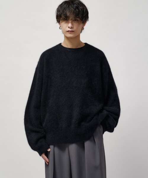 Lui's(ルイス)の「ウールライトクルーネックニット(ニット/セーター・メンズ・ブルー/モカ/ブラック/チャコールグレー・M/S)」の1枚目の写真