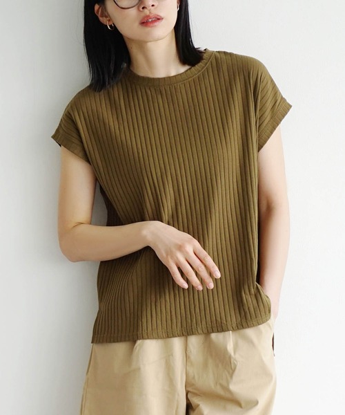 zootie（ズーティー）の「汗しみない リブカットソー［フレンチスリーブ］（Tシャツ/カットソー・レディース・グレイッシュブルー/ライトベージュ/レッド/モカ/ブラック/イエロー系その他/ネイビー・M-L）」の7枚目の写真