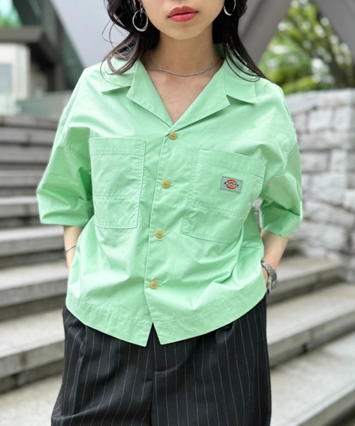 Dickies(ディッキーズ)の「【Dickies】コットンダンプオープンカラークロップドシャツ 5287-5100 MNY(シャツ/ブラウス・レディース・ホワイト/ブラック/グリーン・M)」の19枚目の写真