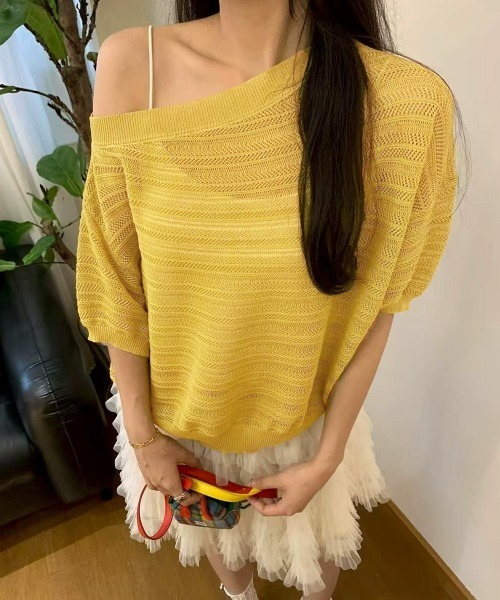 Miniministore(ミニミニストア)の「ニットトップスオフショルダーサマーニット(Tシャツ/カットソー・レディース・イエロー/グレー/ロイヤルブルー/グリーン/ホワイト・FREE)」の13枚目の写真