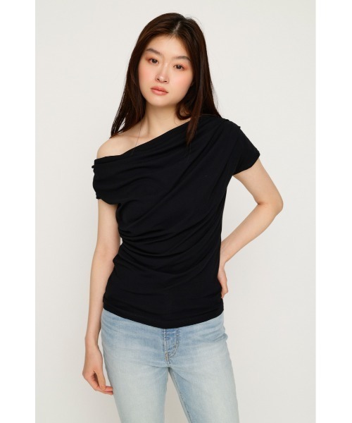 SLY(スライ)の「ONE SHOULDER CUT TOPS ワンショルダーカットトップス 夏服 秋服(Tシャツ/カットソー・レディース・ブラック/ブラウン/アイボリー/ライトピンク/ネイビー・FREE)」の16枚目の写真