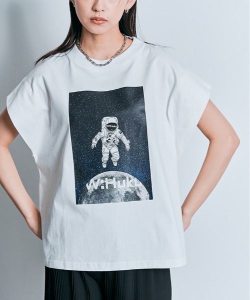 W:Huku(フーク)の「コスモ プリント フレンチ スリーブ Tシャツ(Tシャツ/カットソー・レディース・ブラック/オフホワイト・FREE)」の2枚目の写真