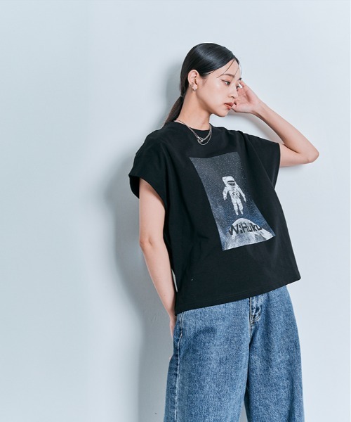 W:Huku(フーク)の「コスモ プリント フレンチ スリーブ Tシャツ(Tシャツ/カットソー・レディース・ブラック/オフホワイト・FREE)」の12枚目の写真