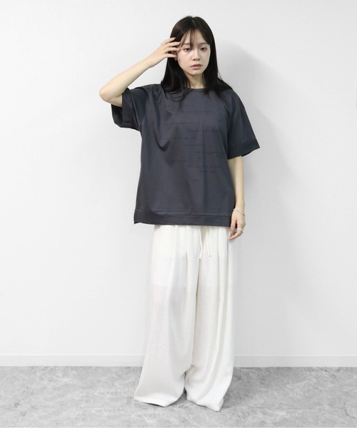 THE CELL.(ザセルドット)の「接触冷感ドライタッチコットン ロールアップオーバーサイズ ロゴTシャツ(Tシャツ/カットソー・レディース・ピンク/ブラック/チャコールグレー/オフホワイト・FREE)」の15枚目の写真