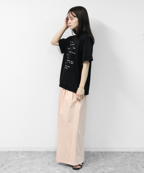 THE CELL.(ザセルドット)の「接触冷感ドライタッチコットン ロールアップオーバーサイズ ロゴTシャツ(Tシャツ/カットソー・レディース・ピンク/ブラック/チャコールグレー/オフホワイト・FREE)」の13枚目の写真
