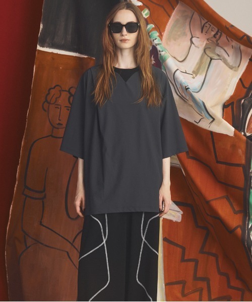 MAISON SPECIAL(メゾンスペシャル)の「《UNISEX》Comfortable Clothes Prime-Over Front-tuck T-shirt/コンフォータブルクローズプライムオーバーフロントタックTシャツ【MAISON SPECIAL/メゾンスペシャル】■セットアップ対応■(Tシャツ/カットソー・メンズ・ブラック/チャコールグレー/バーガンディー・2/1/0)」の10枚目の写真