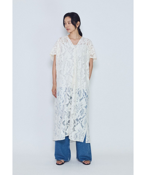 1er Arrondissement(プルミエアロンディスモン)の「フラワーレースワンピース(ドレス・レディース・オフホワイト/ブラック系その他3・38/36)」の6枚目の写真