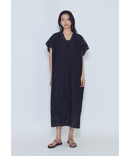 1er Arrondissement(プルミエアロンディスモン)の「フラワーレースワンピース(ドレス・レディース・オフホワイト/ブラック系その他3・38/36)」の21枚目の写真