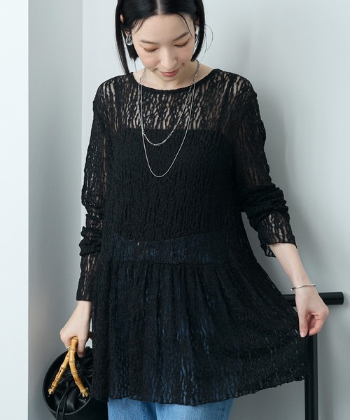 Aunely(オーネリー)の「【Aunely】華やぐシアーアソートレースペプラム プルオーバー<YOSOOIシリーズ>(Tシャツ/カットソー・レディース・オフホワイト/ピンク/アイボリー/ブラウン/ライトブルー/ブラック・L/M)」の3枚目の写真