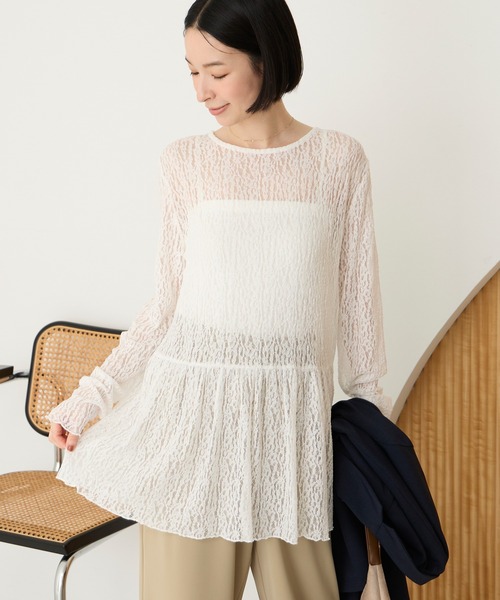 Aunely(オーネリー)の「【Aunely】華やぐシアーアソートレースペプラム プルオーバー<YOSOOIシリーズ>(Tシャツ/カットソー・レディース・オフホワイト/ピンク/アイボリー/ブラウン/ライトブルー/ブラック・L/M)」の7枚目の写真