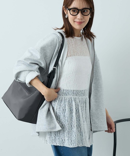 Aunely(オーネリー)の「【Aunely】華やぐシアーアソートレースペプラム プルオーバー<YOSOOIシリーズ>(Tシャツ/カットソー・レディース・オフホワイト/ピンク/アイボリー/ブラウン/ライトブルー/ブラック・L/M)」の12枚目の写真