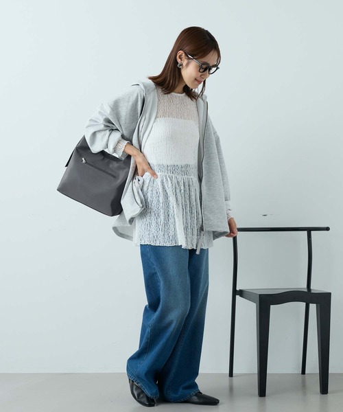 Aunely(オーネリー)の「【Aunely】華やぐシアーアソートレースペプラム プルオーバー<YOSOOIシリーズ>(Tシャツ/カットソー・レディース・オフホワイト/ピンク/アイボリー/ブラウン/ライトブルー/ブラック・L/M)」の14枚目の写真