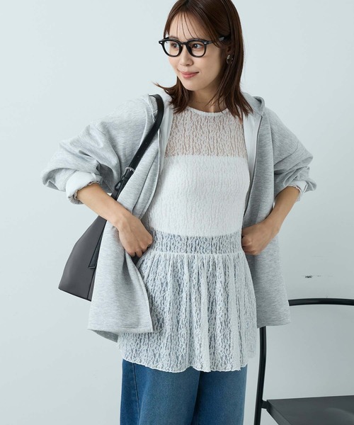 Aunely(オーネリー)の「【Aunely】華やぐシアーアソートレースペプラム プルオーバー<YOSOOIシリーズ>(Tシャツ/カットソー・レディース・オフホワイト/ピンク/アイボリー/ブラウン/ライトブルー/ブラック・L/M)」の18枚目の写真