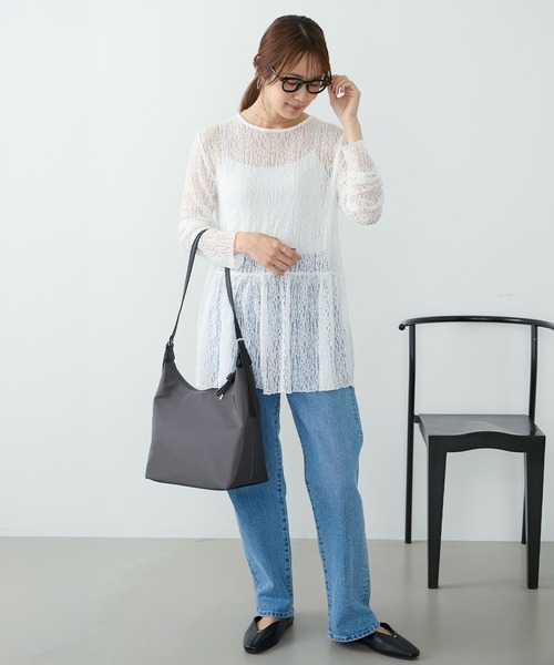 Aunely(オーネリー)の「【Aunely】華やぐシアーアソートレースペプラム プルオーバー<YOSOOIシリーズ>(Tシャツ/カットソー・レディース・オフホワイト/ピンク/アイボリー/ブラウン/ライトブルー/ブラック・L/M)」の16枚目の写真